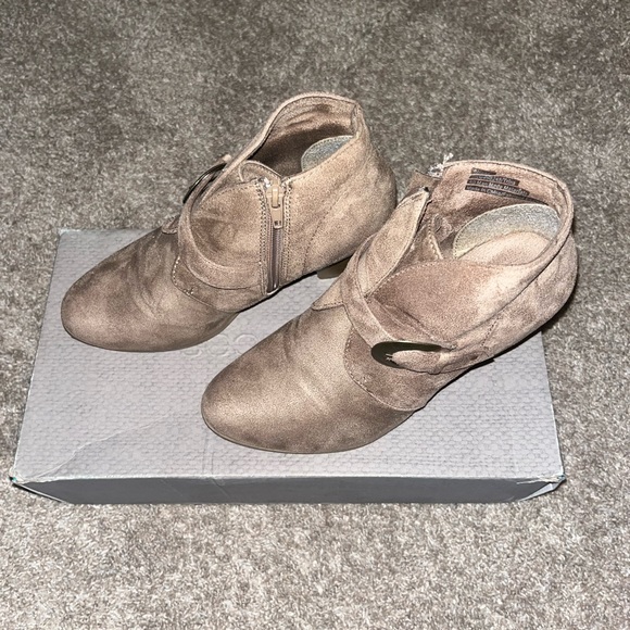 Maurices nude cone heels - Picture 2 of 4